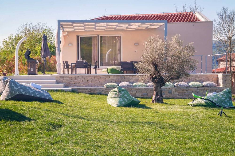 Photo of Outdoor in Brkac