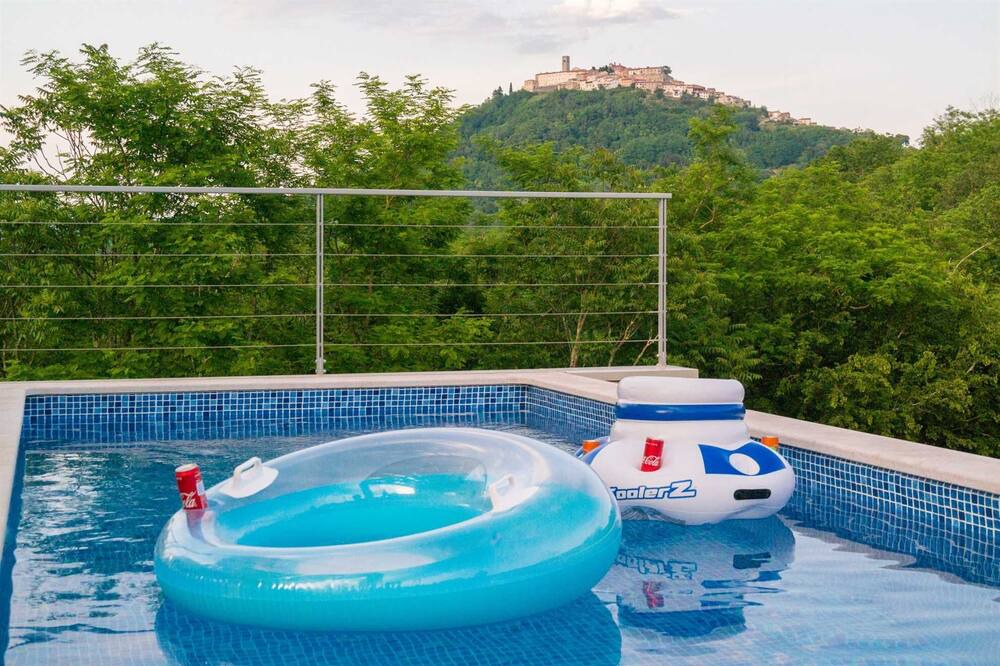 Photo of Outdoor in Brkac