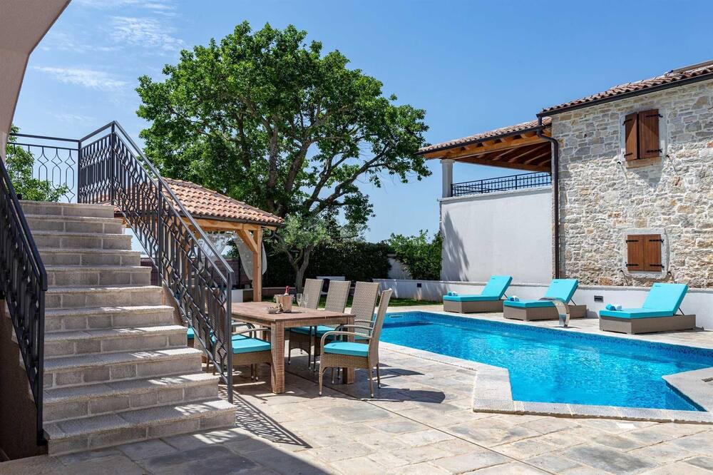 Photo of Outdoor in Lasici