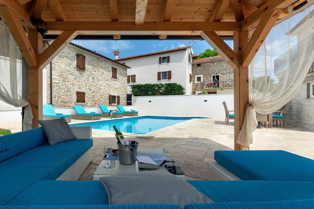 Photo of Outdoor in Lasici