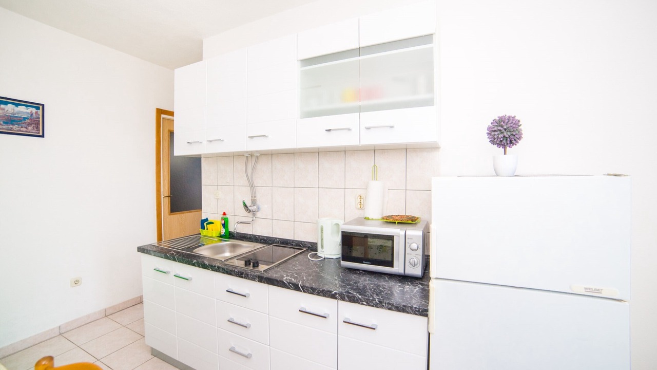 Photo of Kitchen in Bratus