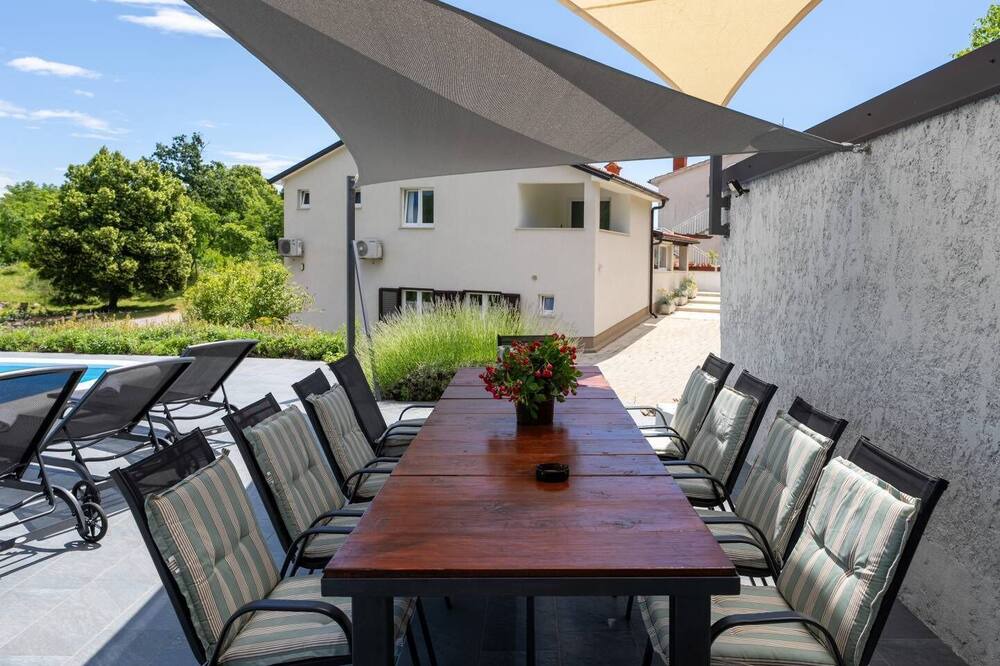 Photo of Outdoor in Sveta Jelena