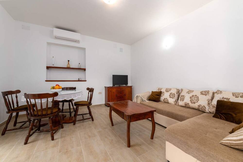 Photo of Livingroom in Sveta Jelena