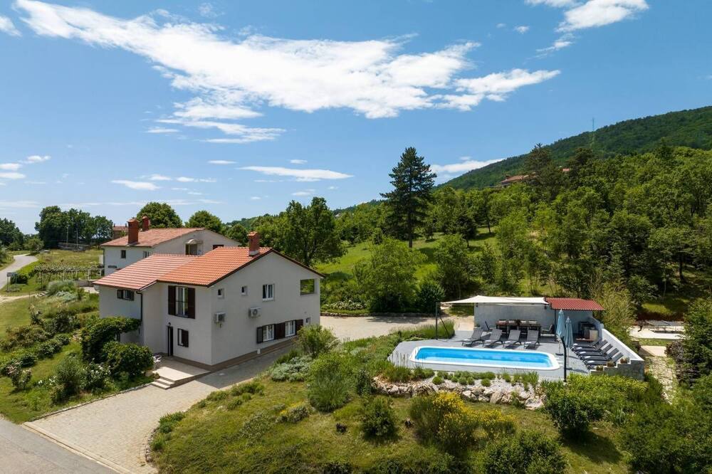 Photo of Outdoor in Sveta Jelena