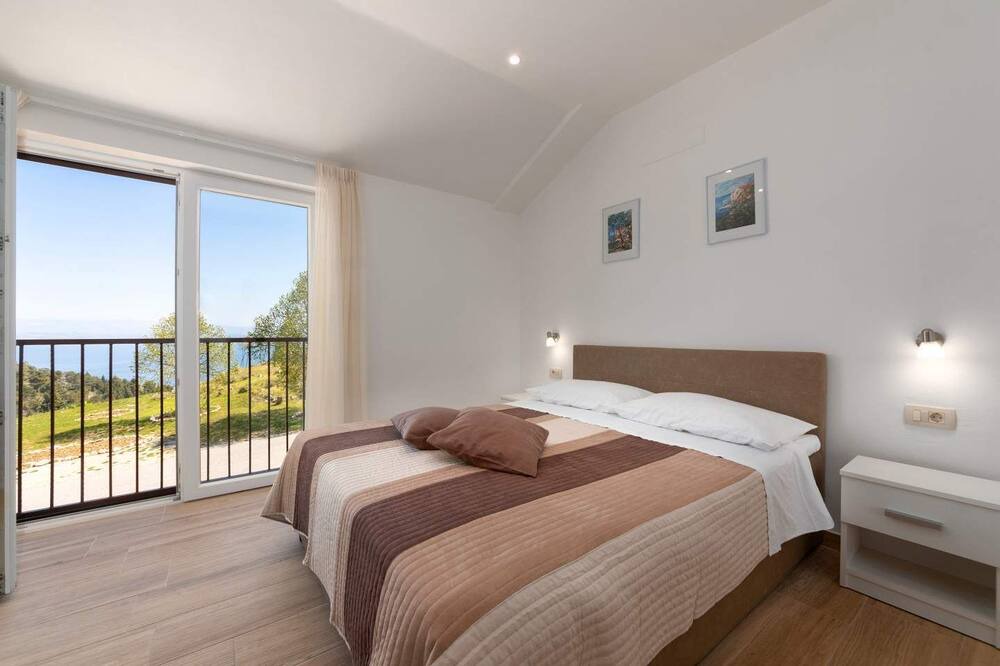 Photo of Bedroom in Sveta Jelena