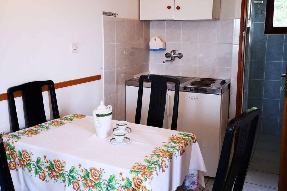 Photo of Kitchen in Cres