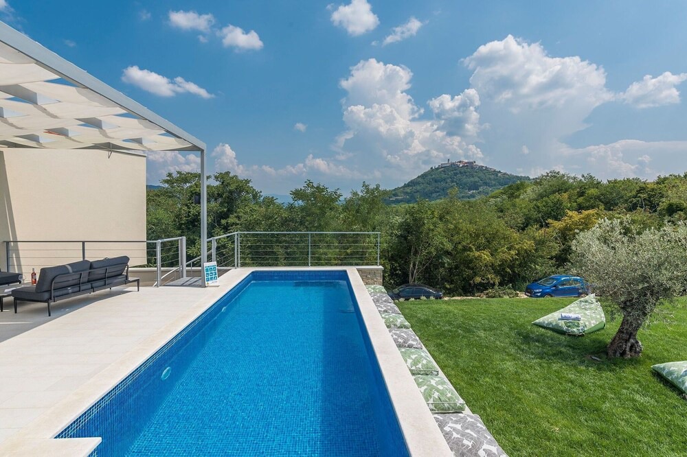 Photo of Outdoor in Brkac