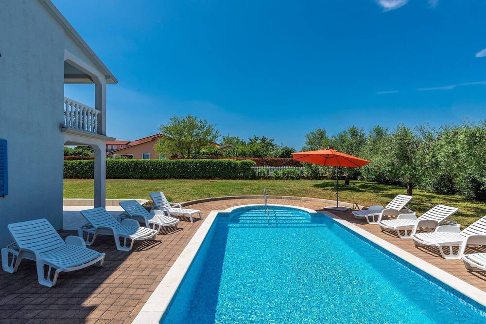 Photo of Outdoor in Kastel