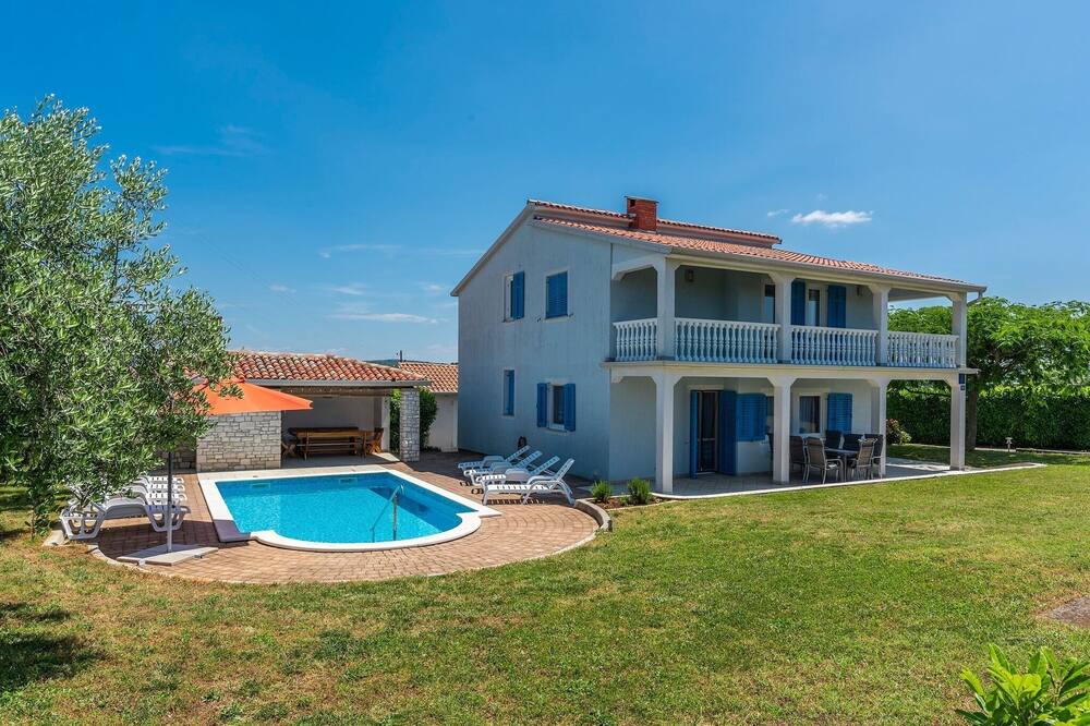 Photo of Outdoor in Kastel