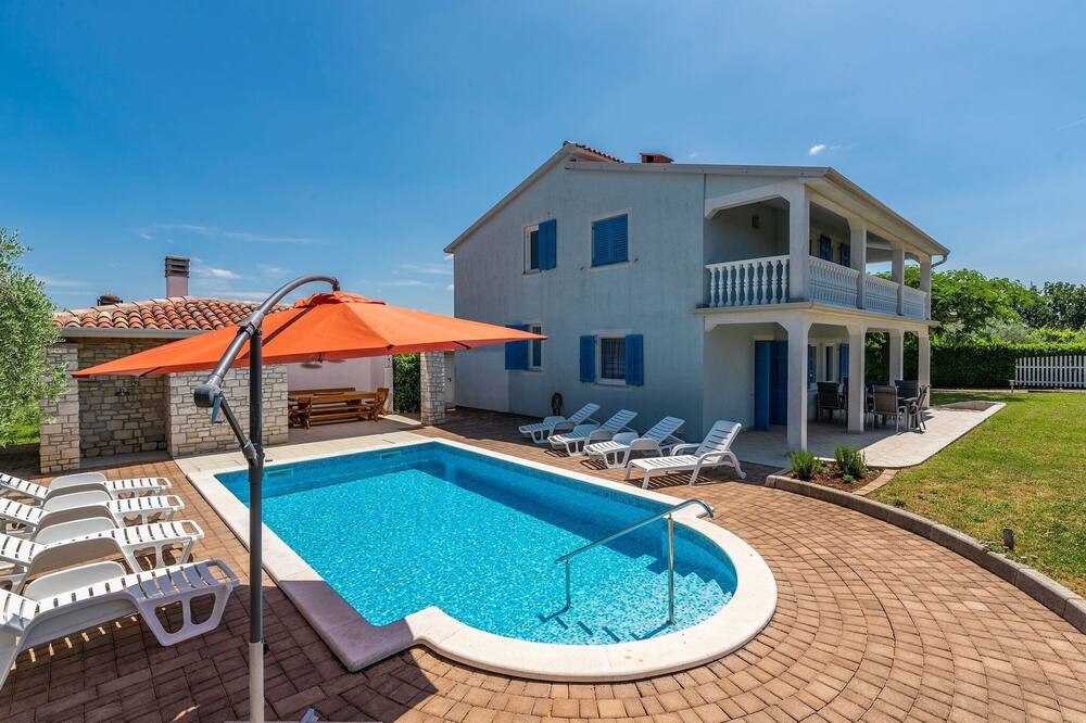 Photo of Outdoor in Kastel