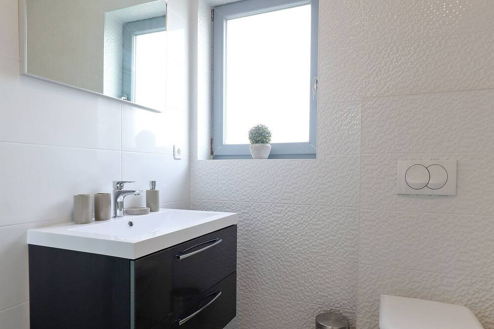 Photo of Bathroom in Sukosan