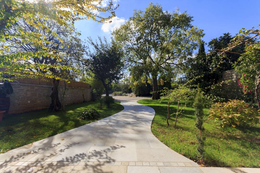 Photo of Outdoor in Krculi