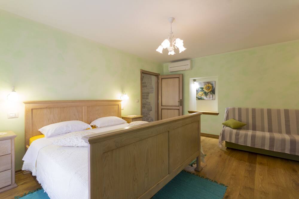 Photo of Bedroom in Krculi
