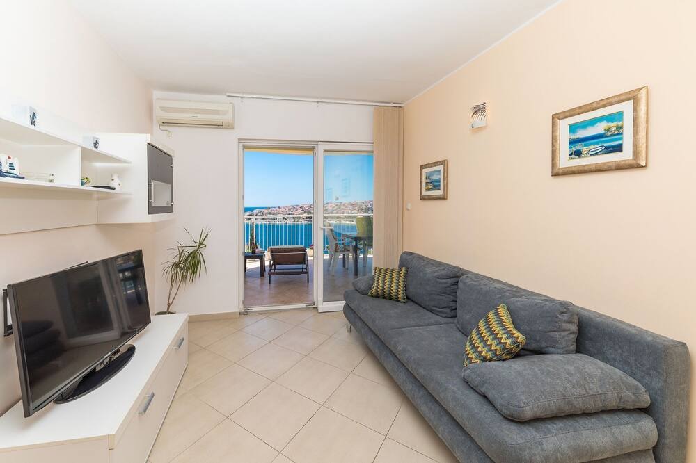 Photo of Livingroom in Okrug Gornji