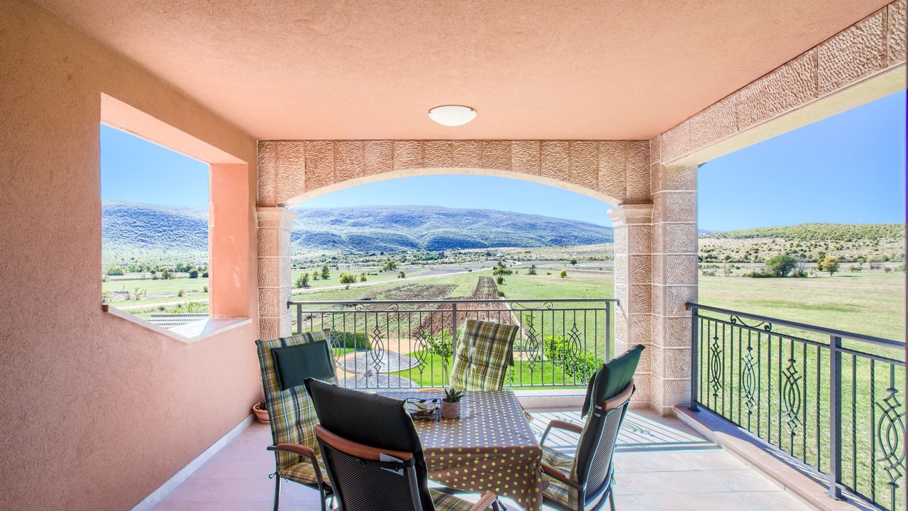 Photo of Patio Balcony in Ruzic
