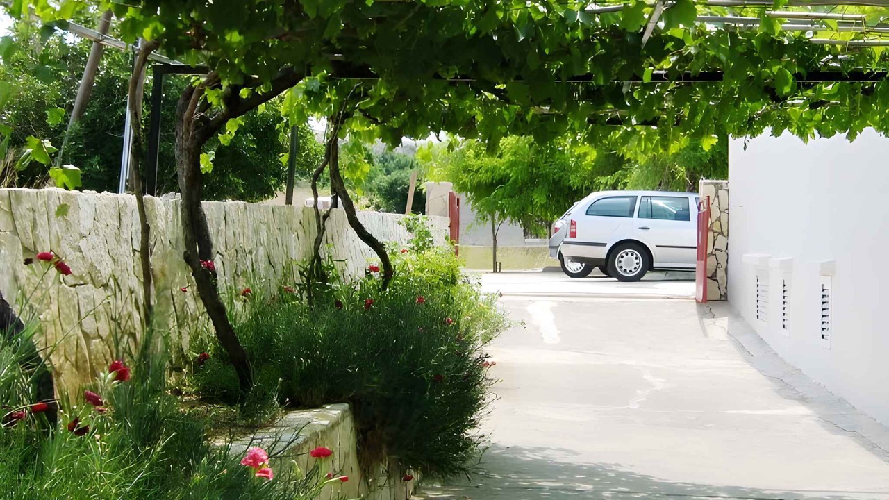 Photo of Outdoor in Rtina