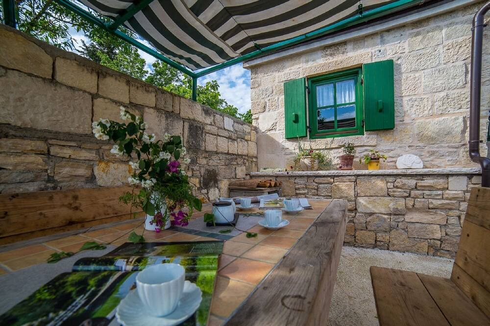 Photo of Patio Balcony in Posedarje