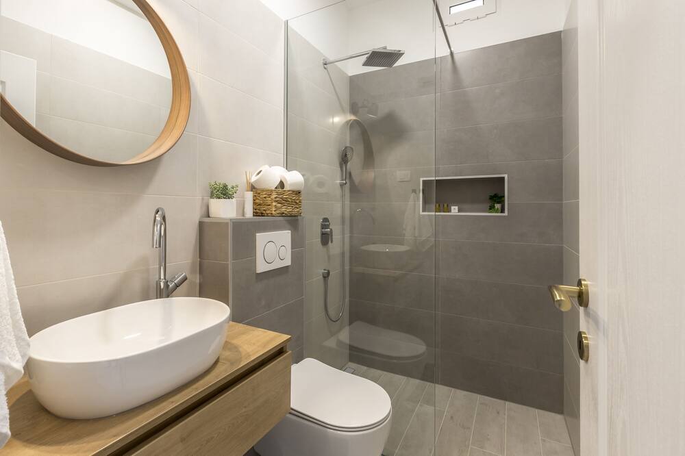 Photo of Bathroom in Tugare