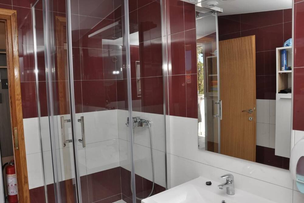Photo of Bathroom in Gornji Karin