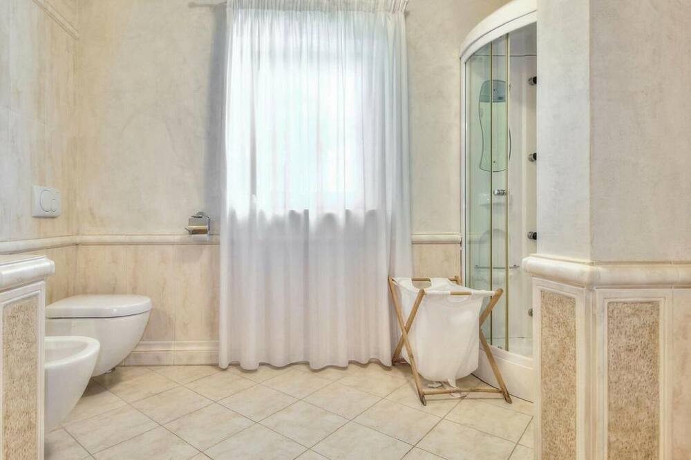 Photo of Bathroom in Materada