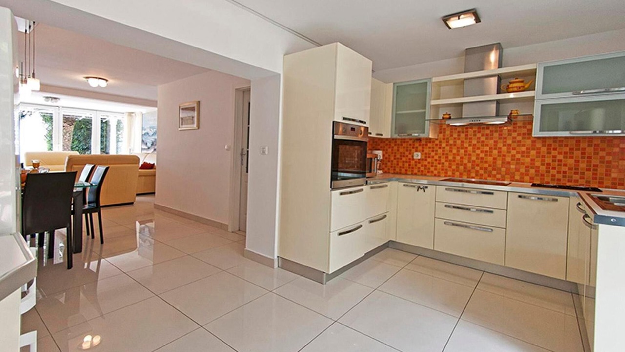 Photo of Kitchen in Plat