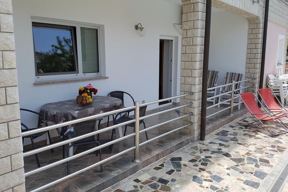 Photo of Patio Balcony in Tar