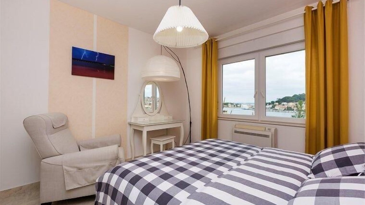 Photo of Bedroom in Cove Murtar