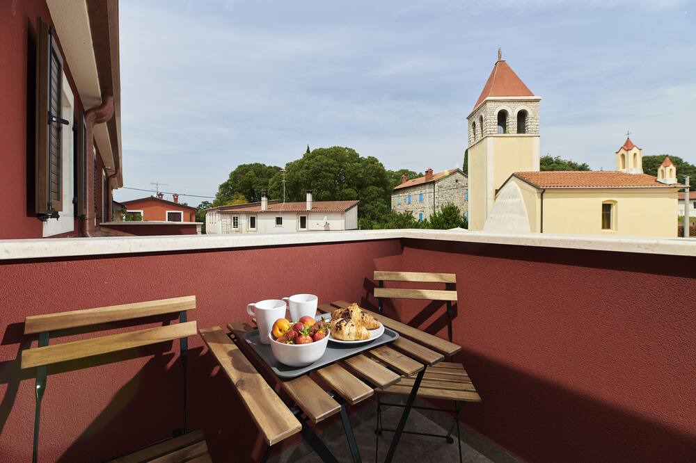 Photo of Patio Balcony in Babici