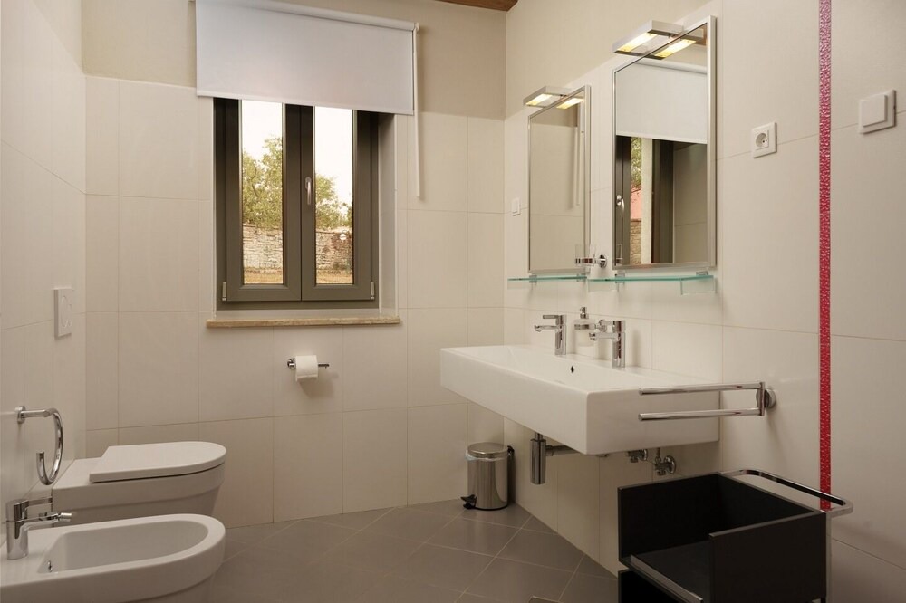 Photo of Bathroom in Prkacini