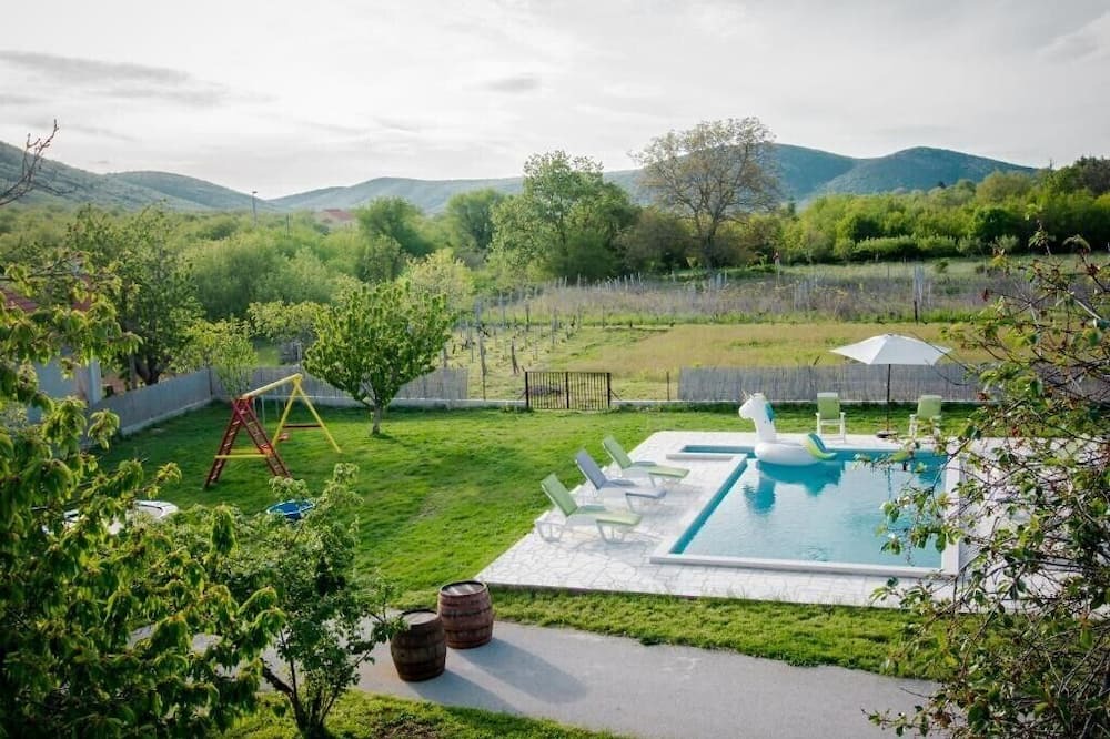 Photo of Outdoor in Labin