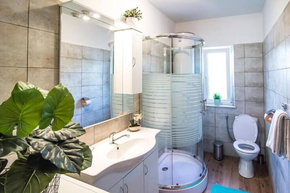Photo of Bathroom in Labin
