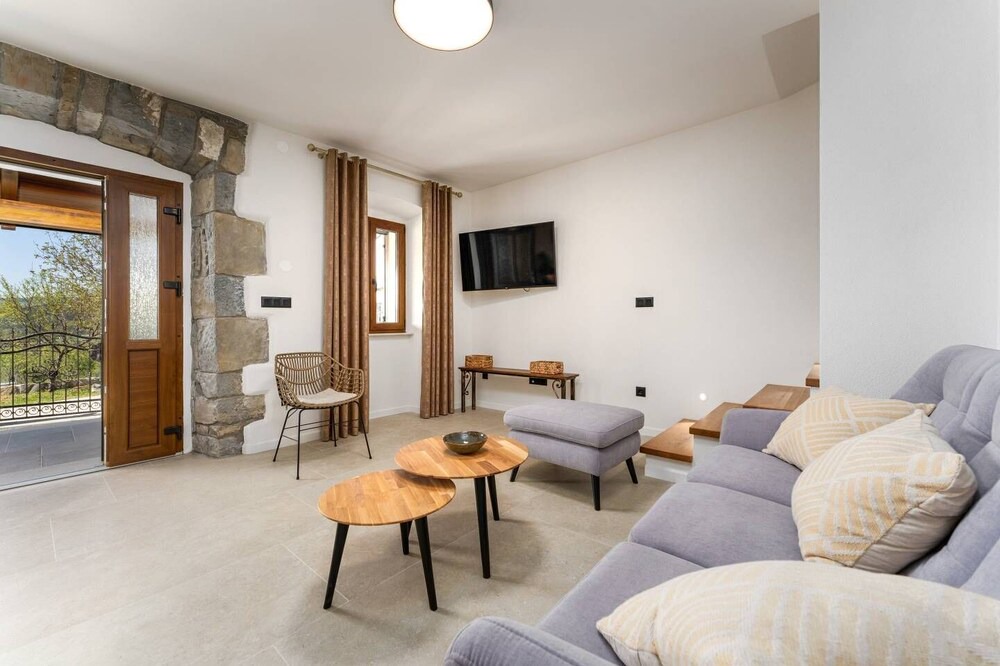 Photo of Livingroom in Buzet