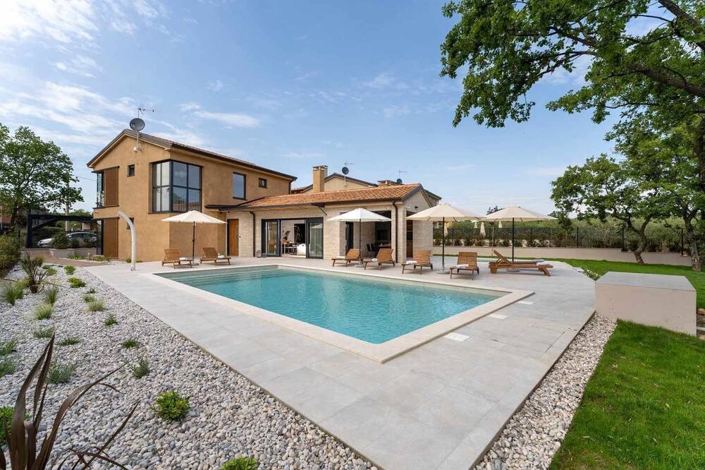 Photo of Outdoor in Kadumi