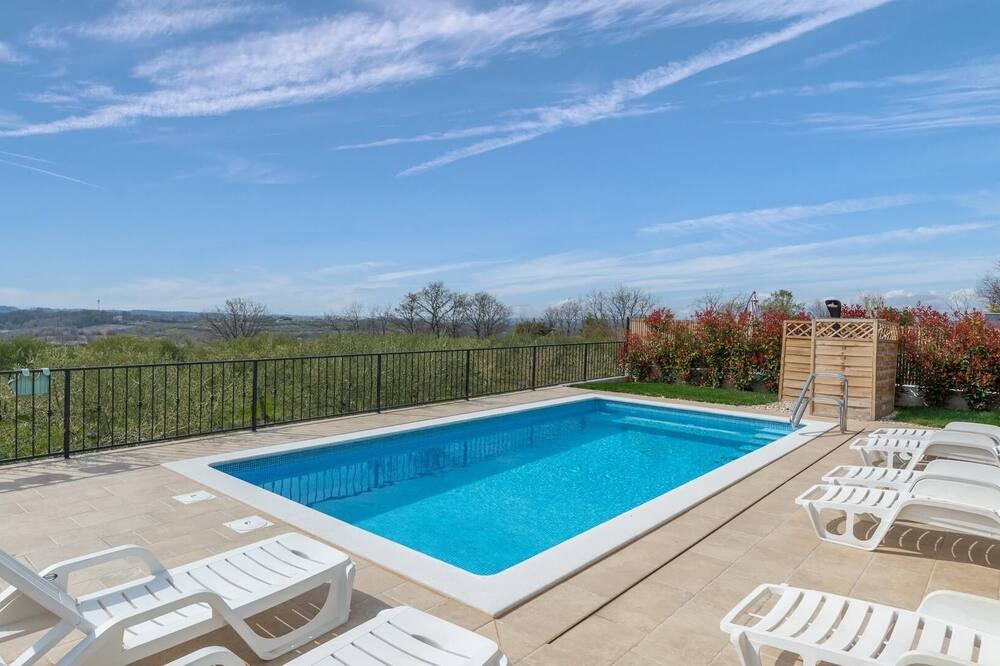 Photo of Outdoor in Materada