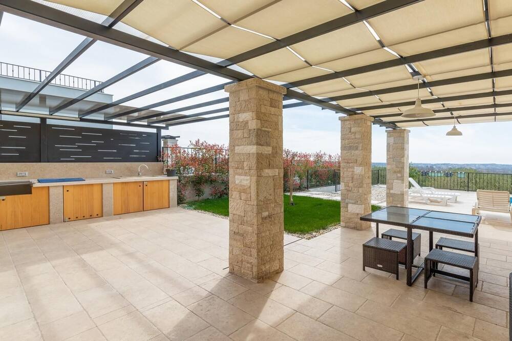 Photo of Patio Balcony in Materada