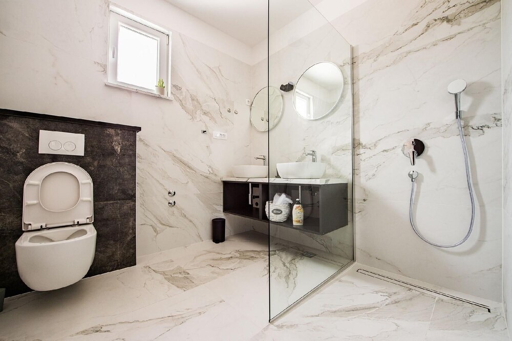 Photo of Bathroom in Vrsine