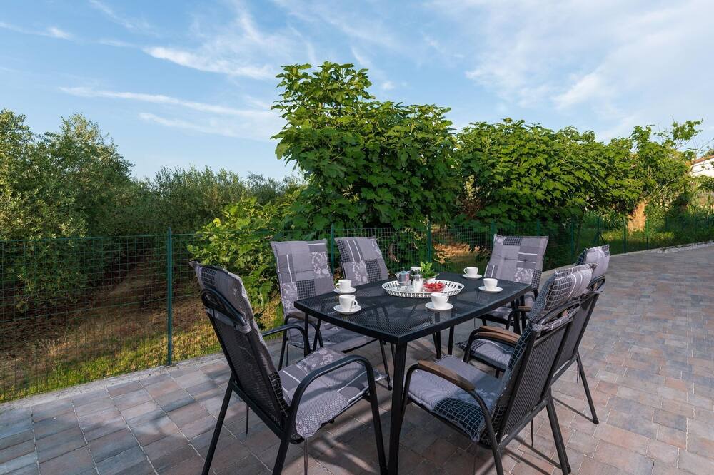 Photo of Patio Balcony in Radini