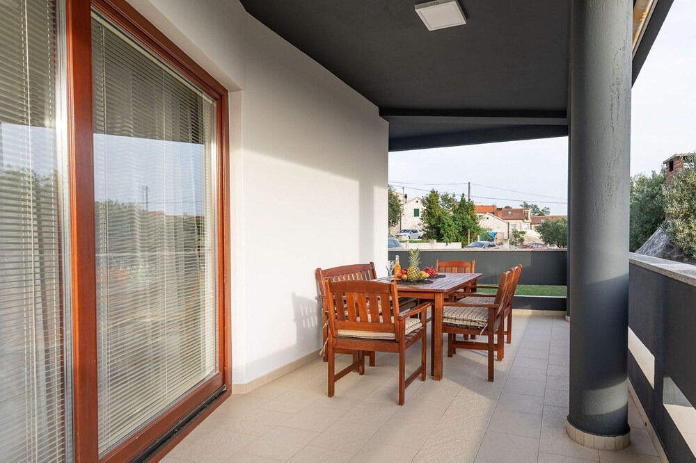Photo of Outdoor in Crno