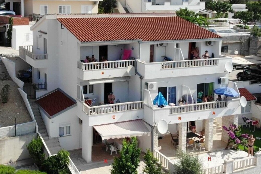 Photo of Others in Stanici
