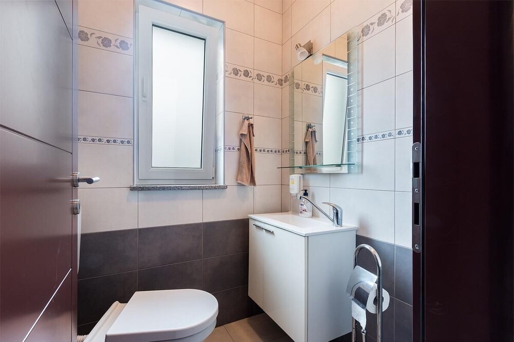 Photo of Bathroom in Orbanici
