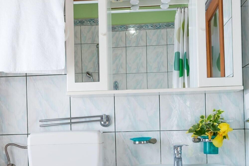 Photo of Bathroom in Sisan