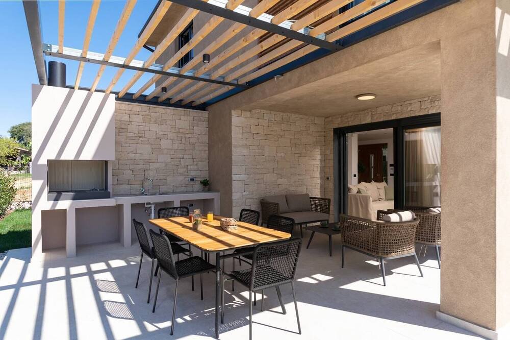 Photo of Patio Balcony in Kadumi