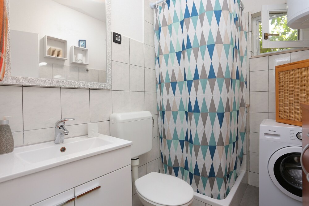 Photo of Bathroom in Borak
