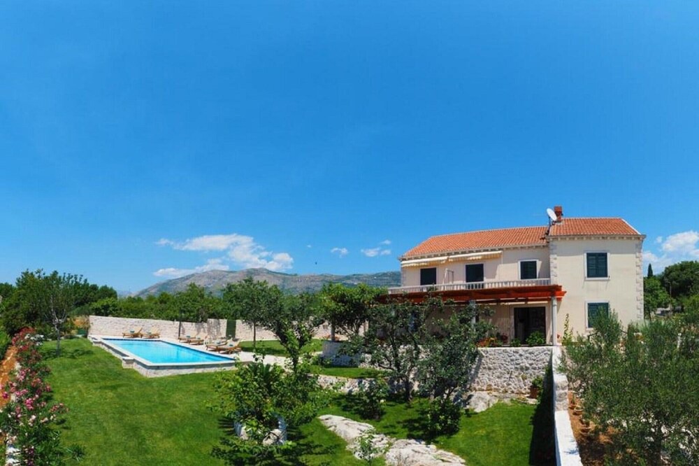 Photo of Outdoor in Mocici