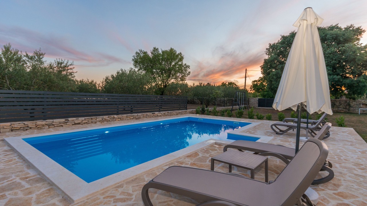 Photo of Outdoor in Oklaj