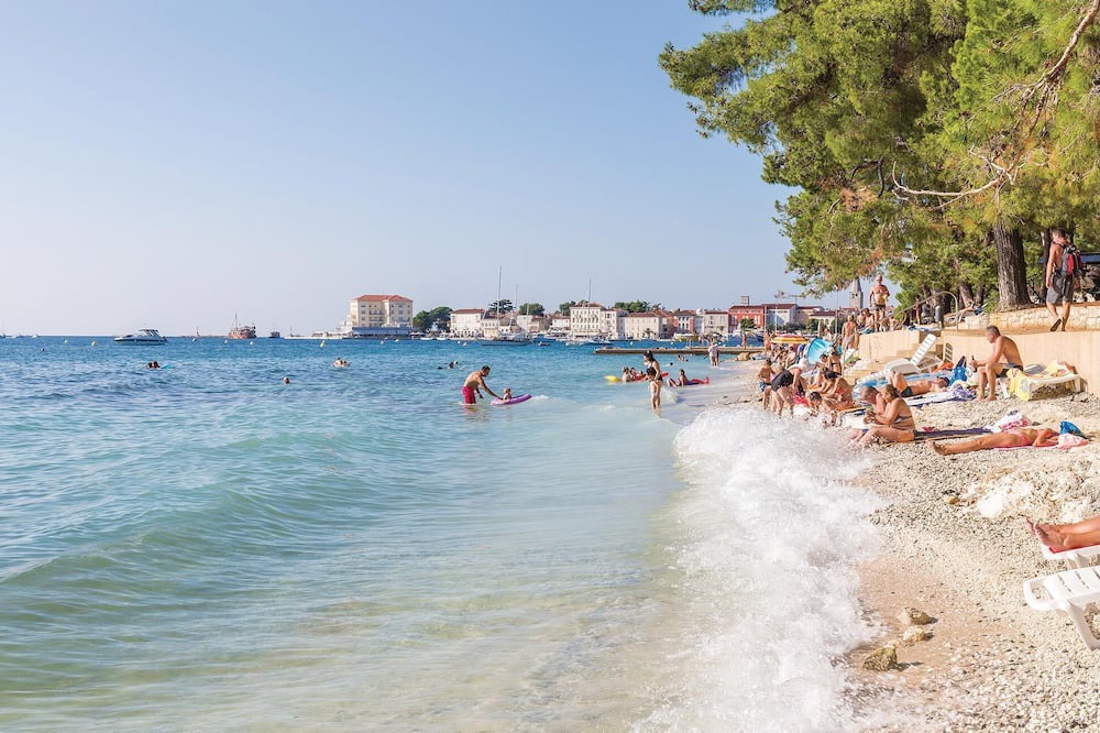 Photo of Others in Stifanici