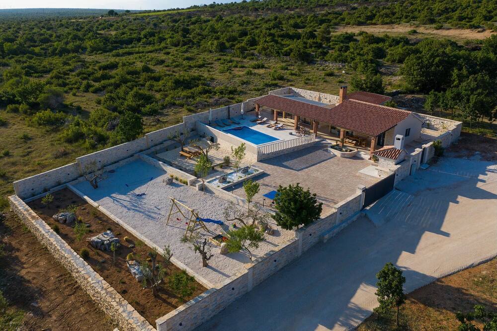 Photo of Outdoor in Lisicici