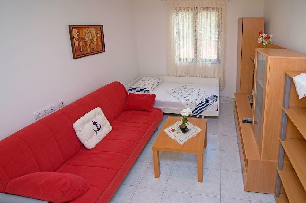 Photo of Bedroom in Cove Murtar