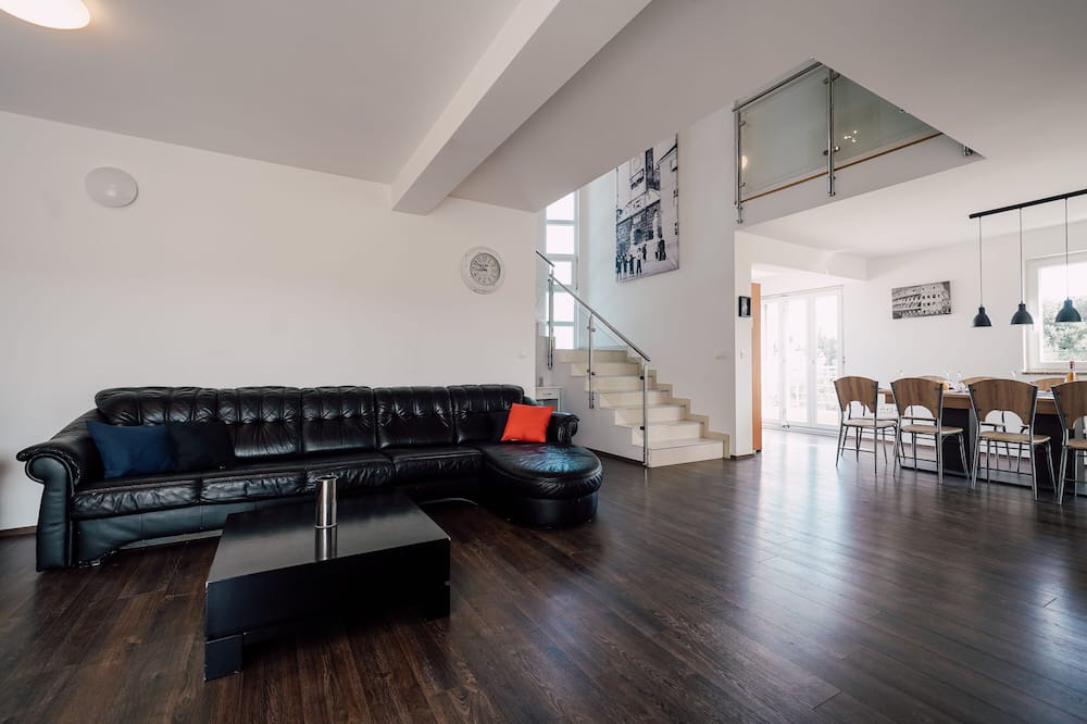 Photo of Livingroom in Preko