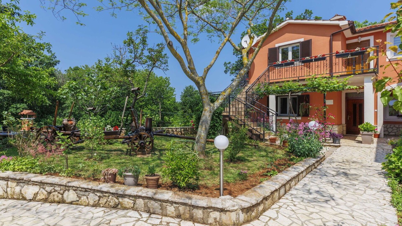 Photo of Outdoor in Labin